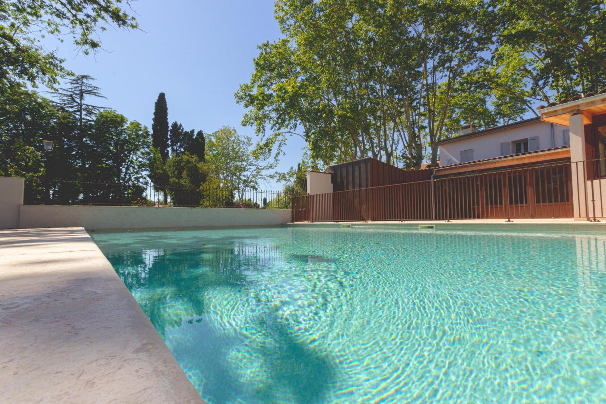 Domaine De La Baratonne Bed & Breakfast La Garde  Exterior photo